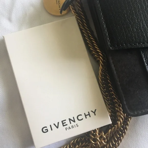 Givenchy chain wallet - Picture 4 of 4